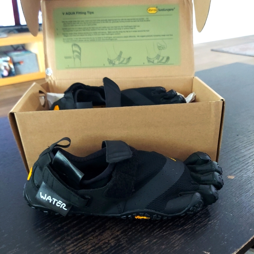 Women's Vibram Fivefingers V-Alpha Black Shoes - Size 38 / 7.5-8